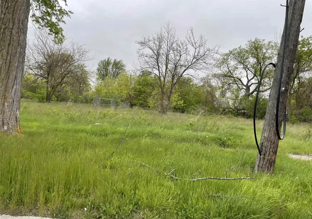 Photo 2 of Land for sale at 2128 Annesley St, Saginaw, MI 48601 | MLS# 50198691 | Listing updated on 2026-09-14