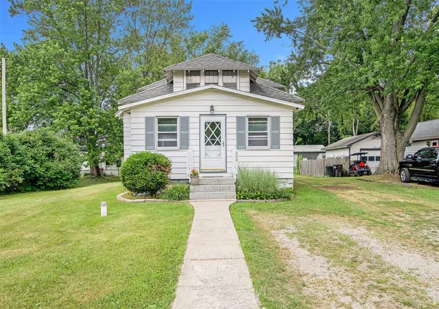 Homes for sale in Michigan Center, MI | 240 Stillwell Ave, Michigan Center, MI 49254 | MLS# 70479191