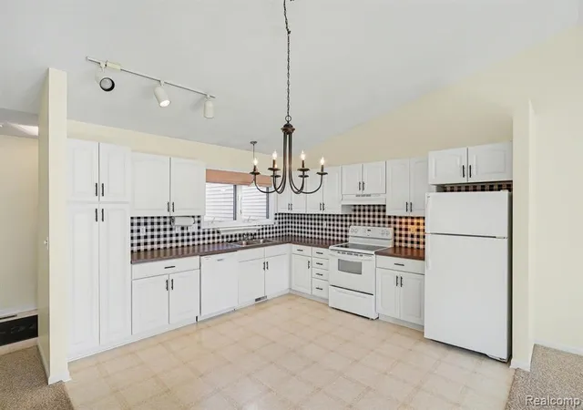 4th image of 9166 Emily Dr, Davison, MI 48423 | MLS# 61000748