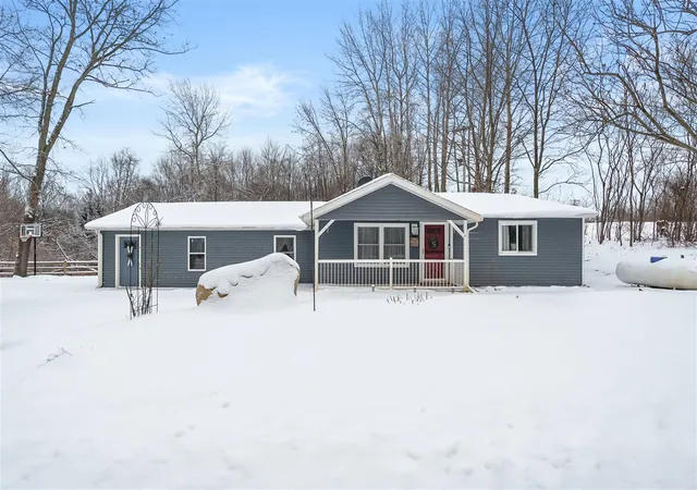 Homes for sale in Bellevue, MI | 6670 Keyes Rd, Bellevue, MI 49021 | MLS# 70512409