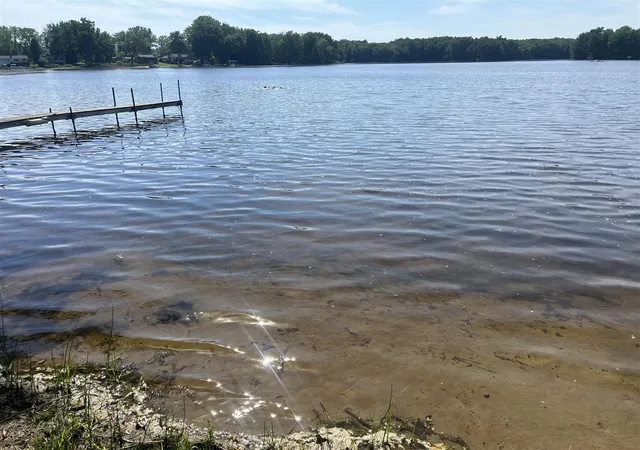 5th image of 8303 Cowan Lake Dr, Rockford, MI 49341 | MLS# 70536922