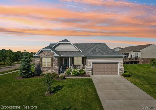 1st image of 9350 Pebble Beach Ln, Grand Blanc, MI 48439 | MLS# 61016492