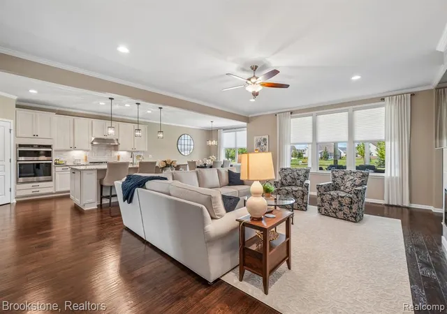 5th image of 9350 Pebble Beach Ln, Grand Blanc, MI 48439 | MLS# 61016492