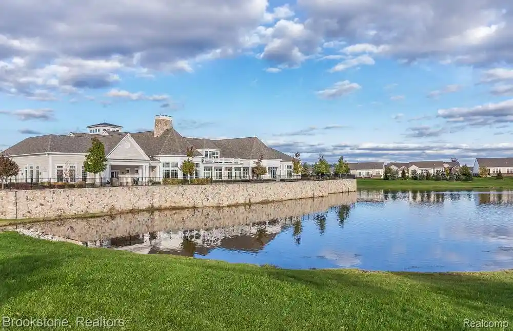 Listing Photo 84 - Condo for sale in 9350 Pebble Bch Ln located at 9350 Pebble Bch Ln, Grand Blanc, MI 48439 - Unit 9350 Pebble Beach Ln