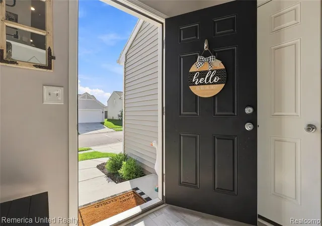 Photo 4 of Sale Pending at 2881 Jordan River Dr, Fowlerville, MI 48836 8308 | MLS# 61024920 | Listing updated on 2026-09-26