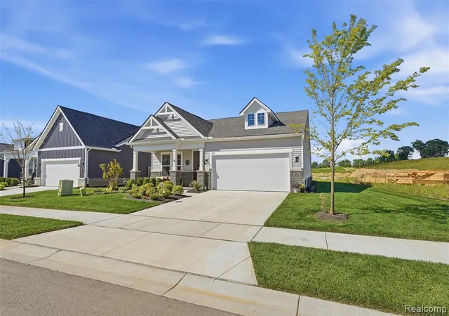 4th image of 4144 Dogwood Dr, Milford, MI 48381 4811 | MLS# 61023651