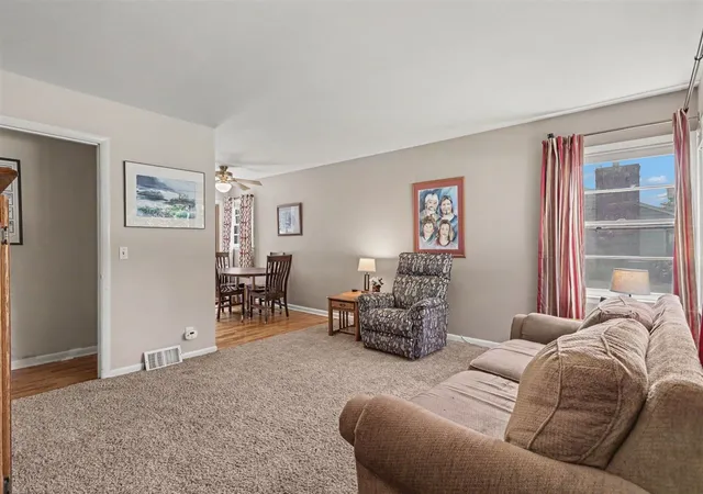 Photo 3 of Single family home for sale at 548 N Linden St, Marshall, MI 49068 | MLS# 70555247 | Listing updated on 2026-09-10