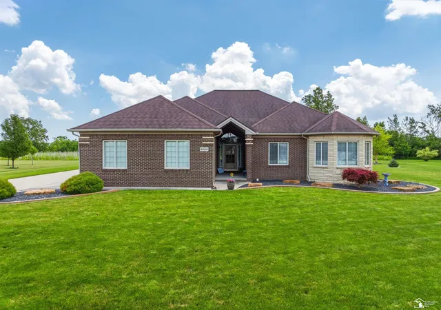 Homes for sale in Carleton, MI | 9539 Lazy Oak Dr, Carleton, MI 48117 | MLS# 50214349