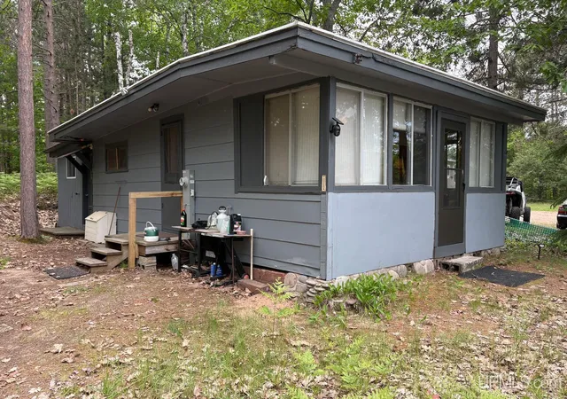 Homes for sale in Deerton, MI | 211 E M28 Hwy, Deerton, MI 49822 | MLS# 50212940