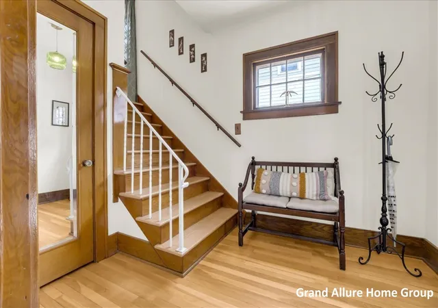 Homes for sale in Grand Rapids, MI | 446 Knapp St, Grand Rapids, MI 49505 | MLS# 70533180