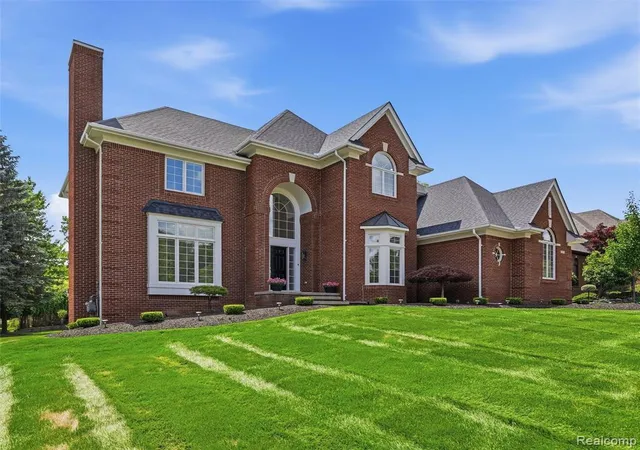 Homes for sale in Rochester Hills, MI | 1797 Blue Grass Dr, Rochester Hills, MI 48306 | MLS# 61009883