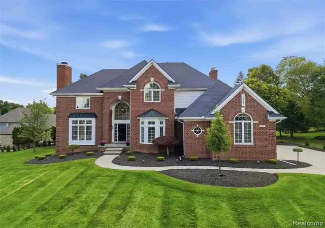 Homes for sale in Rochester Hills, MI | 1797 Blue Grass Dr, Rochester Hills, MI 48306 | MLS# 61009883
