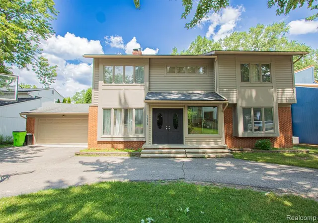 Photo 1 of Single family home for sale at 2110 Langham Dr, West Bloomfield, MI 48323 | MLS# 60984126 | Listing updated on 2026-07-30