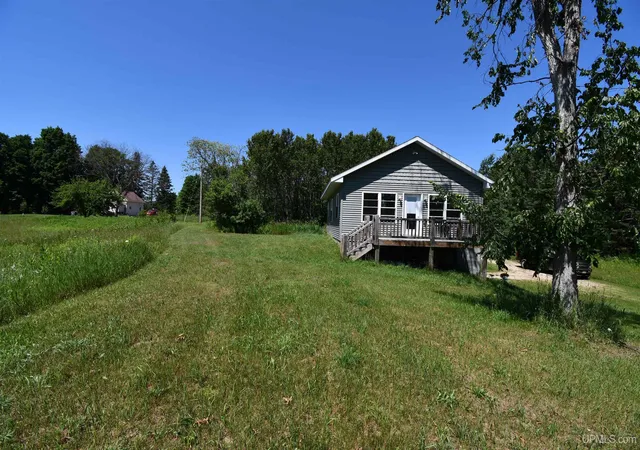 Photo 2 of Single family home for sale at 3323 N County Hwy H 44 Traunik Rd, Trenary, MI 49891 | MLS# 50216226 | Listing updated on 2026-09-01