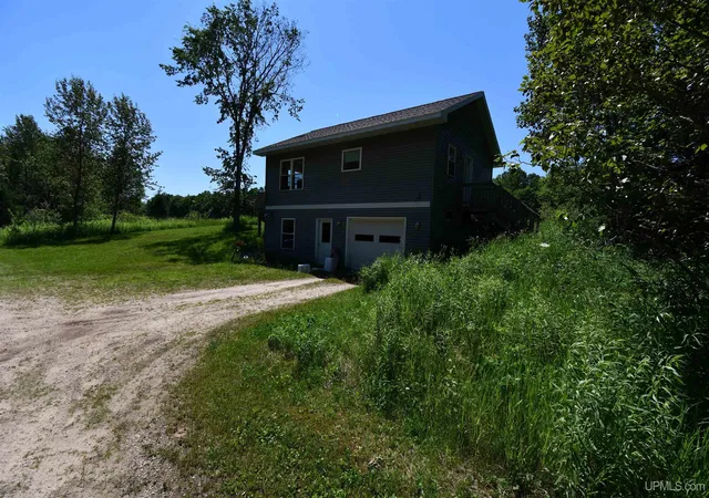 Photo 4 of Single family home for sale at 3323 N County Hwy H 44 Traunik Rd, Trenary, MI 49891 | MLS# 50216226 | Listing updated on 2026-09-01