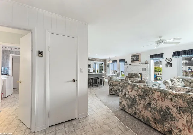 4th image of 7618 South Channel Dr, Harsens Island, MI 48028 | MLS# 50203981