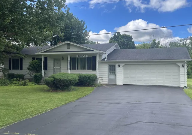 Homes for sale in Lennon, MI | 12055 W Lennon Rd, Lennon, MI 48449 | MLS# 50211987
