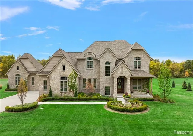 Photo 2 of Single family home for sale at 62477 Rosina Ct, Ray, MI 48096 | MLS# 61021384 | Listing updated on 2026-08-28