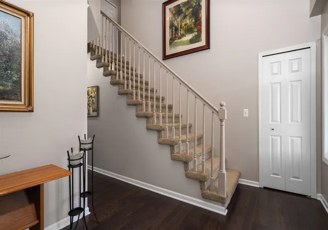 Photo 4 of Sale Pending at 7662 Hidden Ponds Blvd, Brighton, MI 48114 | MLS# 70477403 | Listing updated on 2025-10-27