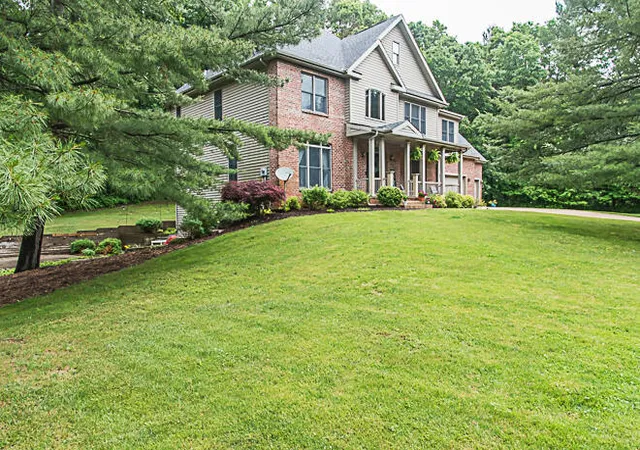 2nd image of 25 Christian Dr, Battle Creek, MI 49014 | MLS# 70538038