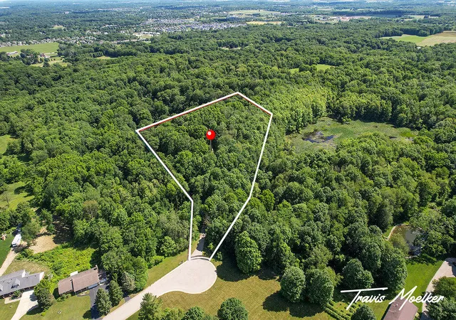 Homes for sale in Byron Center, MI | 421 Sorrento Dr, Byron Center, MI 49315 | MLS# 70540710