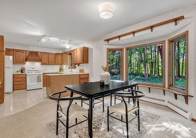 Homes for sale in Byron Center, MI | 421 Sorrento Dr, Byron Center, MI 49315 | MLS# 70540710