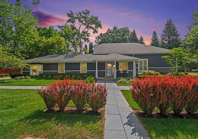 Photo 1 of Single family home for sale at 5675 Carlburt St, West Bloomfield, MI 48322 | MLS# 70550536 | Listing updated on 2026-09-17