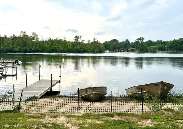 45th image of 12237 Cambridge #1, South Lyon, MI 48178 | MLS# 61020708