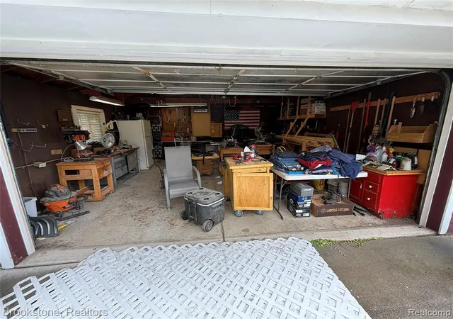 Photo 24 of Sale Pending at 24208 Lauren Ave, Warren, MI 48089 | MLS# 61023050 | Listing updated on 2026-09-05