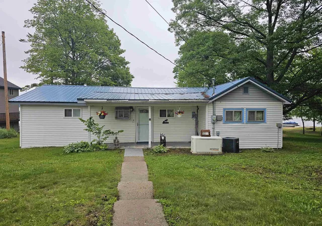 Homes for sale in Hale, MI | 662 N Lakeview Dr, Hale, MI 48739 | MLS# 80070263