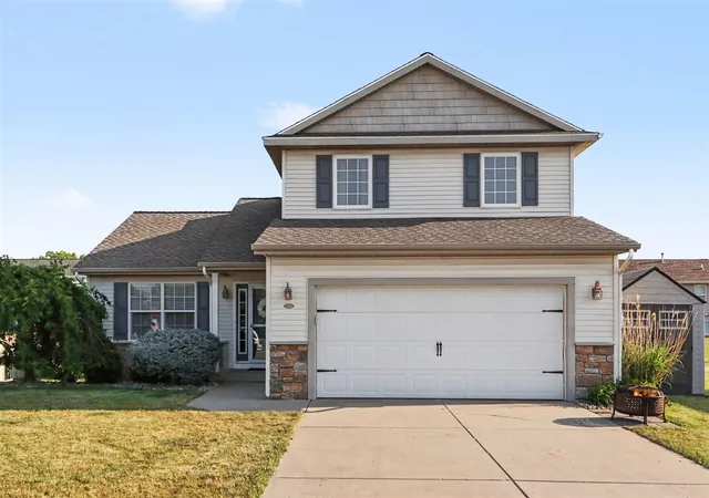 Homes for sale in Wayland, MI | 1073 Barnwood Dr, Wayland, MI 49348 | MLS# 70537263