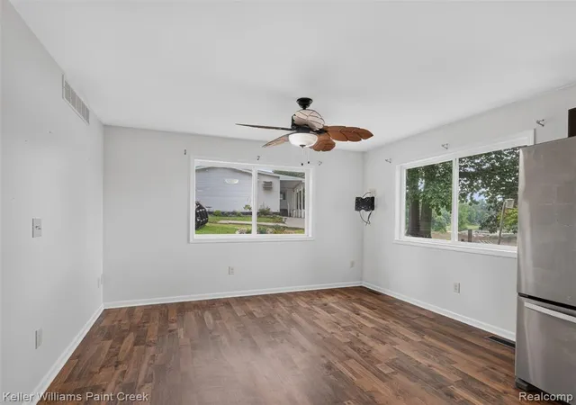 4th image of 5889 Raymond Dr, Gladwin, MI 48624 9244 | MLS# 61022873
