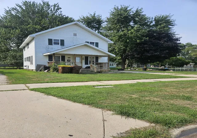 1st image of 1112 Ferris St, Alma, MI 48801 | MLS# 50218175