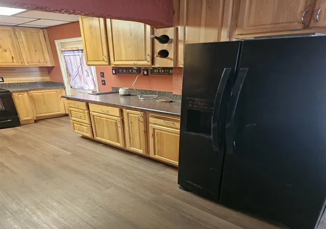 Photo 3 of Single family home for sale at 1112 Ferris St, Alma, MI 48801 | MLS# 50218175 | Listing updated on 2026-10-05