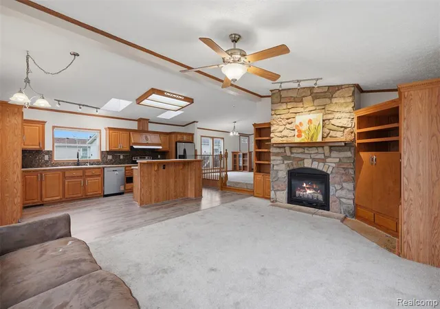 2nd image of 2524 Shakespeare Ln, Northville, MI 48167 | MLS# 61021120