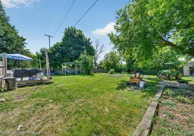 Homes for sale in North Branch, MI | 4322 Huron St, North Branch, MI 48461 | MLS# 60999576