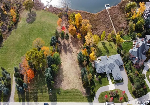 Photo 3 of Land for sale at 2717 Turtle Shores Dr, Bloomfield Hills, MI 48302 | MLS# 60266289 | Listing updated on 2026-07-06