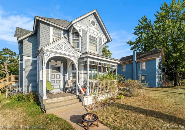2nd image of 428 East St, Rochester, MI 48307 | MLS# 60941155