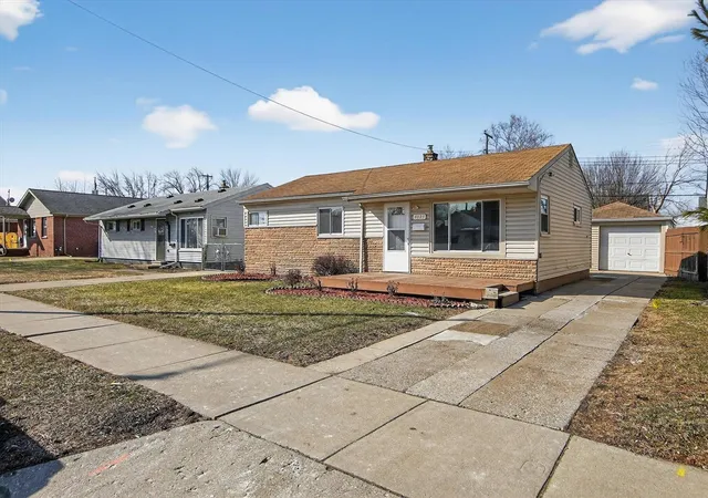 Homes for sale in Wyandotte, MI | 4474 16Th St, Wyandotte, MI 48192 | MLS# 70517173