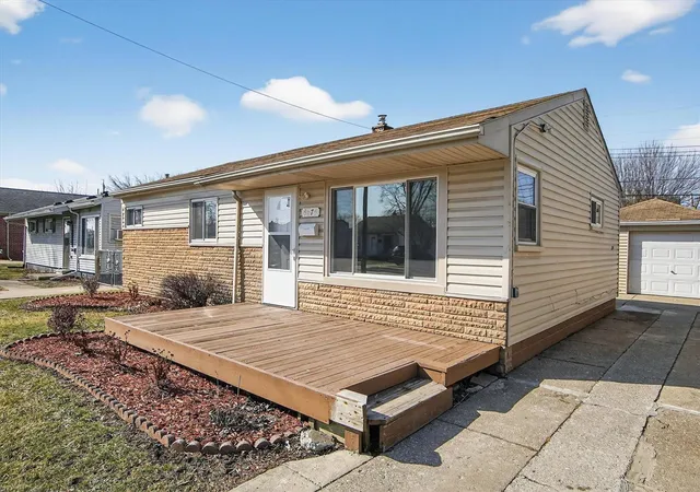 Homes for sale in Wyandotte, MI | 4474 16Th St, Wyandotte, MI 48192 | MLS# 70517173