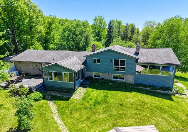 5th image of 940 Rowland Rd, Leonard, MI 48367 | MLS# 60997970