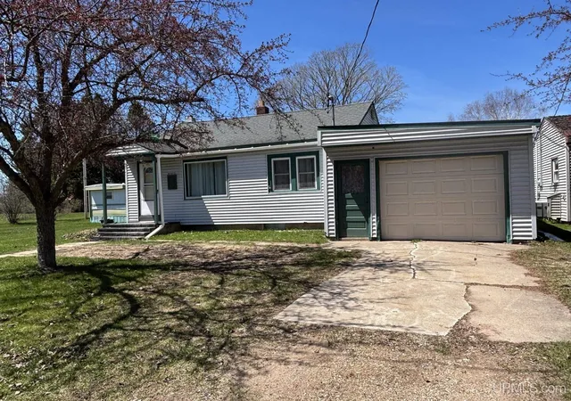 Photo 1 of Single family home for sale at N1073 E 1st Avenue, Trenary, MI 49891 | MLS# 50204280 | Listing updated on 2026-05-14