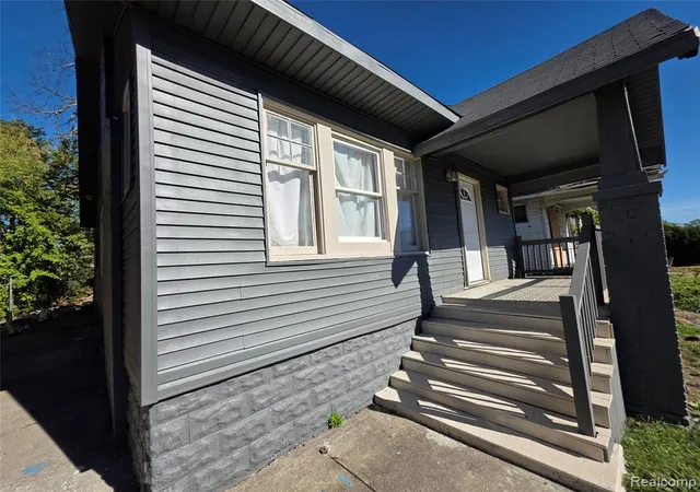 Photo 2 of Single family home for sale at 2530 Fullerton St, Detroit, MI 48238 | MLS# 61003737 | Listing updated on 2026-08-07