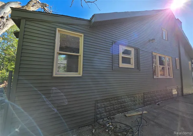 Photo 3 of Single family home for sale at 2530 Fullerton St, Detroit, MI 48238 | MLS# 61003737 | Listing updated on 2026-08-07