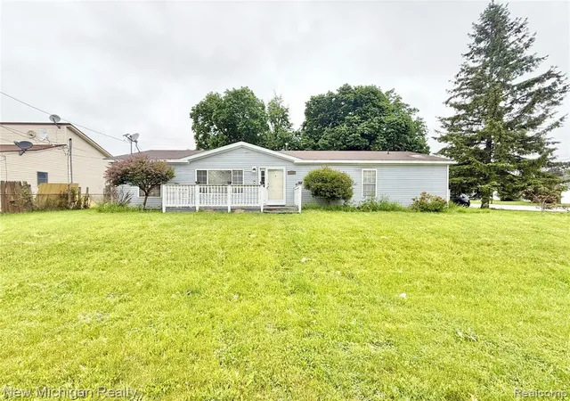 Homes for sale in Burton, MI | 2245 Webber Ave, Burton, MI 48529 | MLS# 60996251