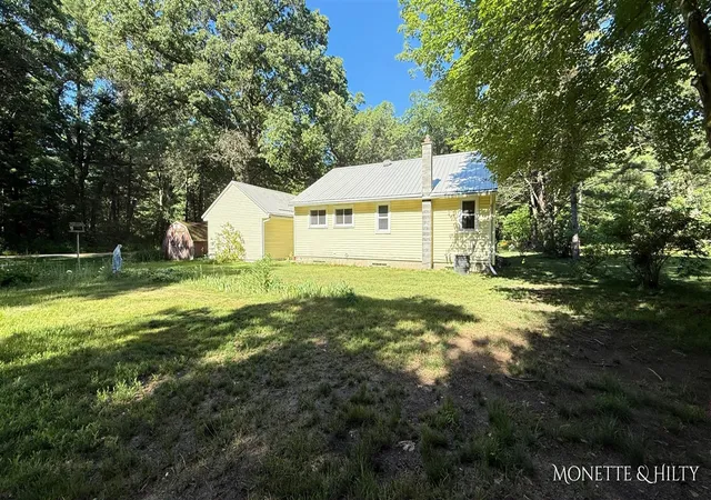 Homes for sale in Twin Lake, MI | 5966 Fowler Rd, Twin Lake, MI 49457 | MLS# 70539413