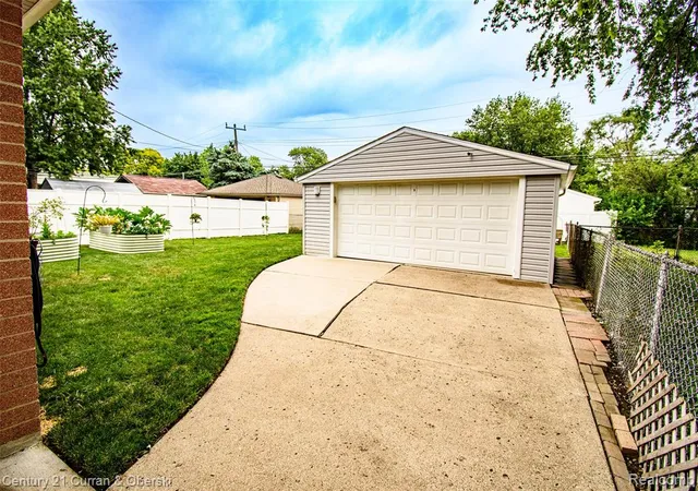 Homes for sale in Dearborn Heights, MI | 4209 Pardee Ave, Dearborn Heights, MI 48125 | MLS# 61008960
