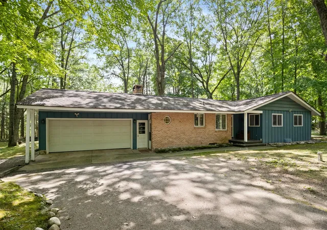 1st image of 19291 Ottawa Ln, Big Rapids, MI 49307 | MLS# 70553051