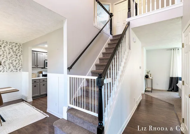 Photo 4 of Sale Pending at 8275 Vista Royale Ln, Rockford, MI 49341 | MLS# 70505635 | Listing updated on 2025-11-22