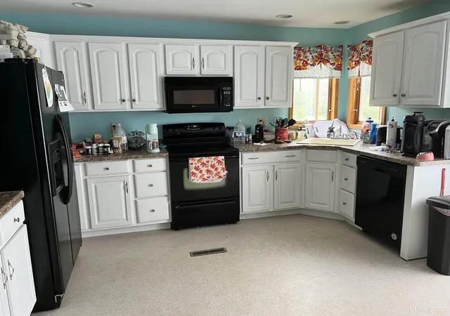 Photo 3 of Single family home for sale at 211 S Steel St, Ontonagon, MI 49953 | MLS# 50217270 | Listing updated on 2026-08-04